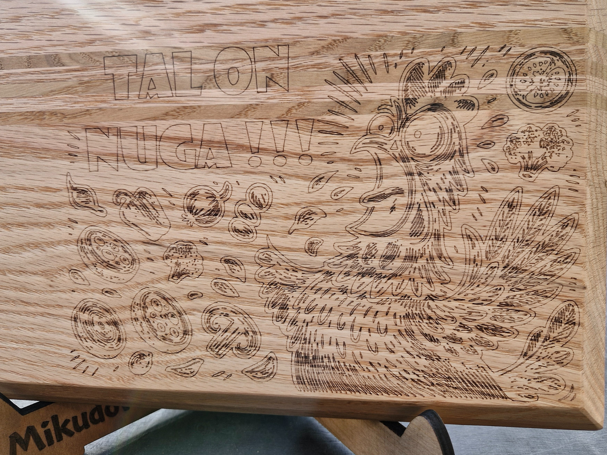 Tal on nuga graveering